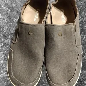 Olukai gray 11 slip on with fold down heel. s-l400.jpg main image 2